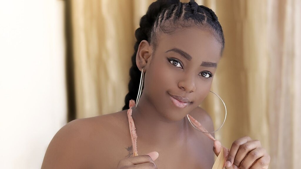 LucianaHarris