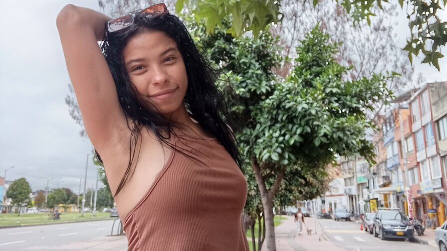 MiaLeticia