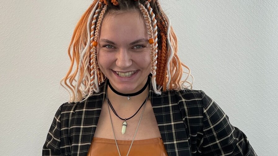 LuanaGlenister