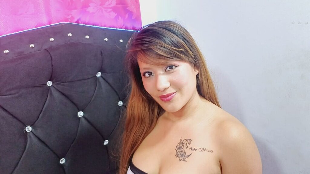 SkarleSuarez